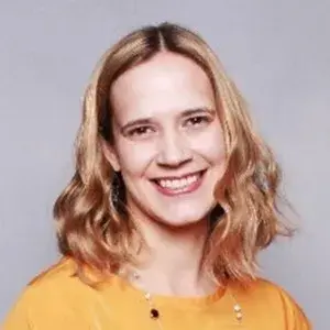 Ashley Johnston headshot